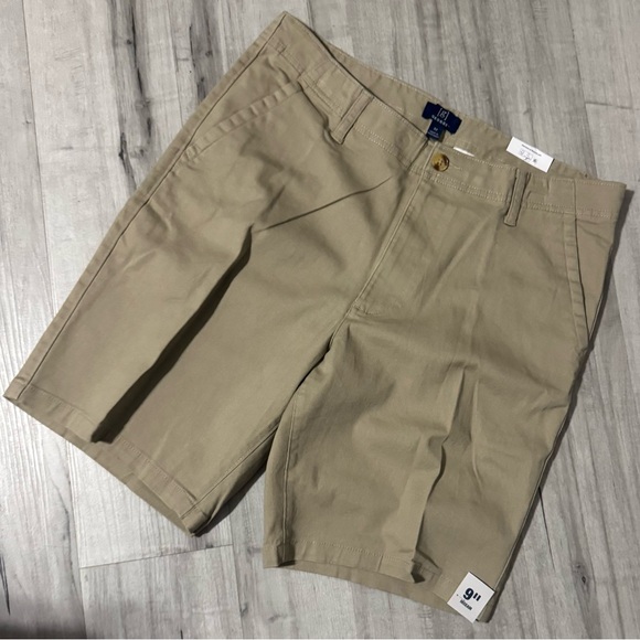 George Men's Khaki Flat Front Shorts - Picture 1 of 3